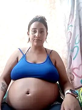 hanna_sky1 from StripChat