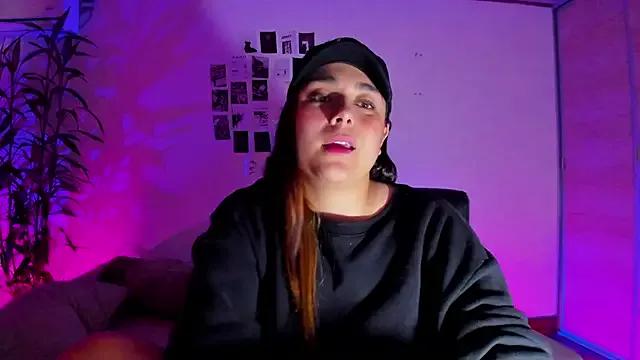 Hannaa___ from StripChat