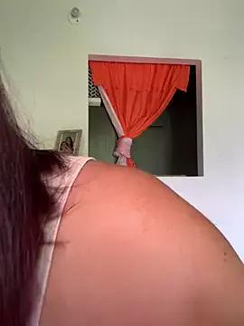 hannaa_brown from StripChat