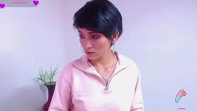 Hannaaaa__ from StripChat