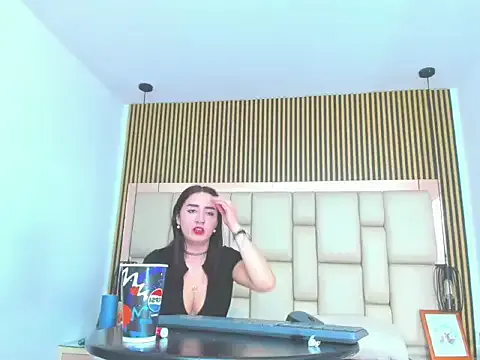 HannaANDcherri on StripChat 