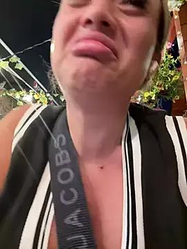 hannacandii from StripChat