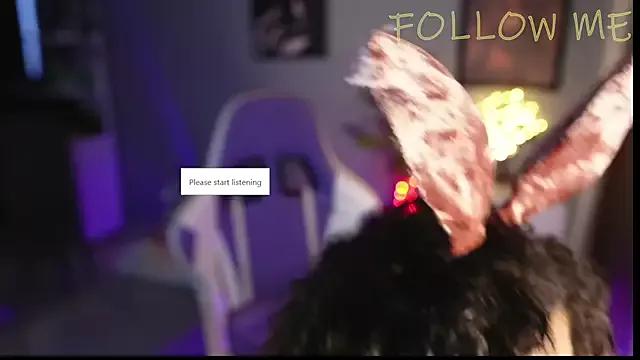 hannachris- from StripChat