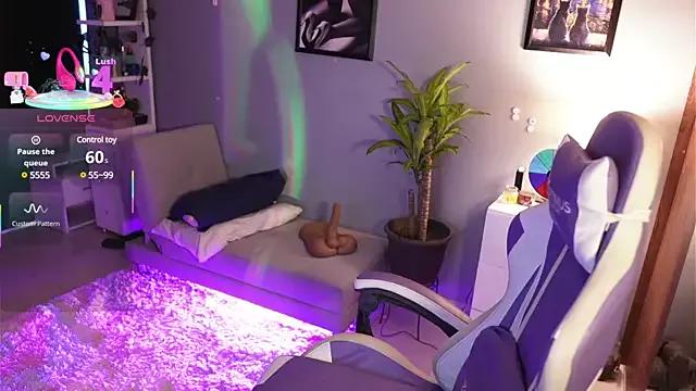 Try our streaming cams variety and talk on a personal level with our adorable girls streamers, showing off their bountiful shapes and dildos.