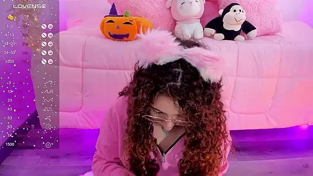 hannacutegod from StripChat