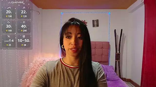 hannagomez_24 from StripChat