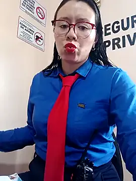 Hannah-colx from StripChat is Freechat