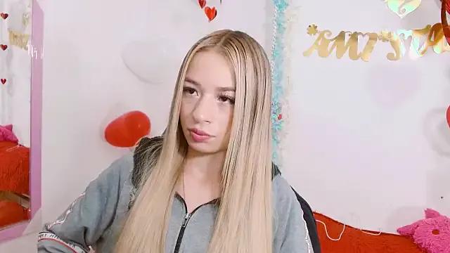 hannah_026 from StripChat is Freechat