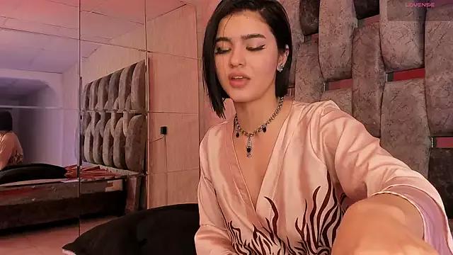 Try our streaming cams variety and talk on a personal level with our adorable girls streamers, showing off their bountiful shapes and dildos.