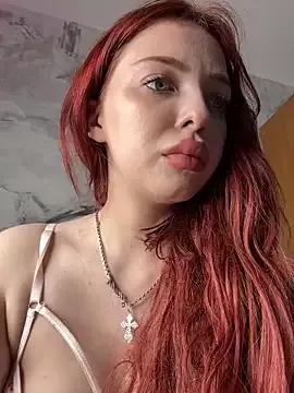 Hannah_xBaby from StripChat