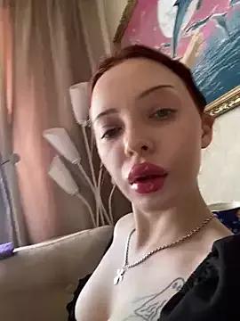 Hannah_xBaby from StripChat