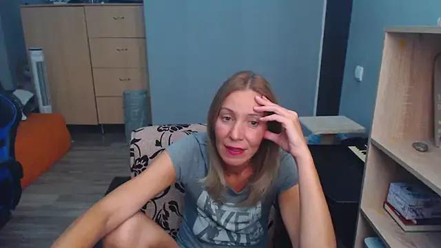 Hannaha from StripChat
