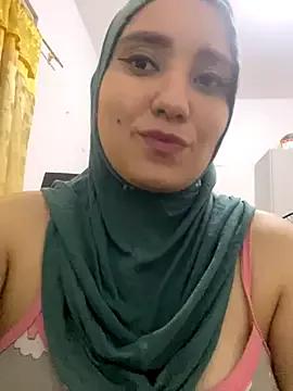hannahayat from StripChat
