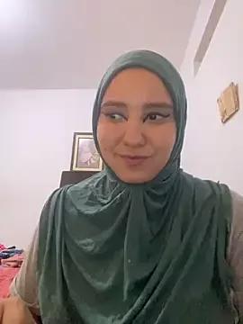 hannahayat from StripChat is Freechat
