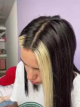 Try our streaming cams variety and talk on a personal level with our adorable girls streamers, showing off their bountiful shapes and dildos.