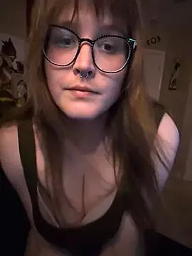 HannahCastle96 from StripChat