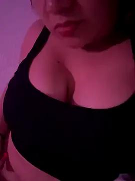 hannahcdmx from StripChat is Freechat