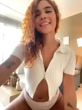 HannahEvanss from StripChat