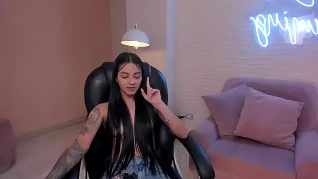 Try our streaming cams variety and talk on a personal level with our adorable girls streamers, showing off their bountiful shapes and dildos.