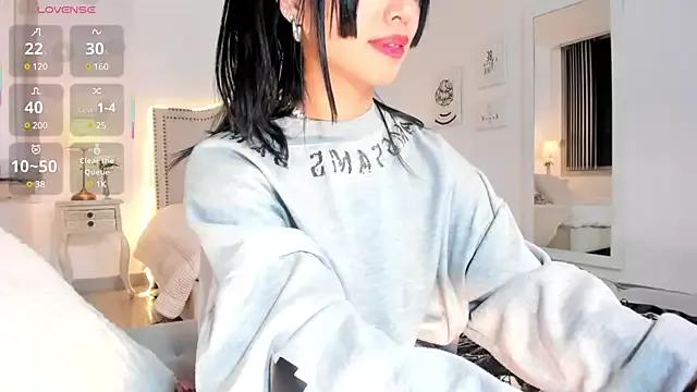 HannaKim from StripChat