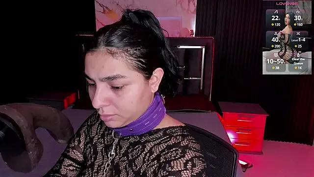 Hannasscott from StripChat is Freechat