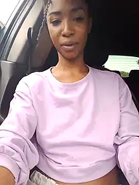 HannaTomson from StripChat is Freechat