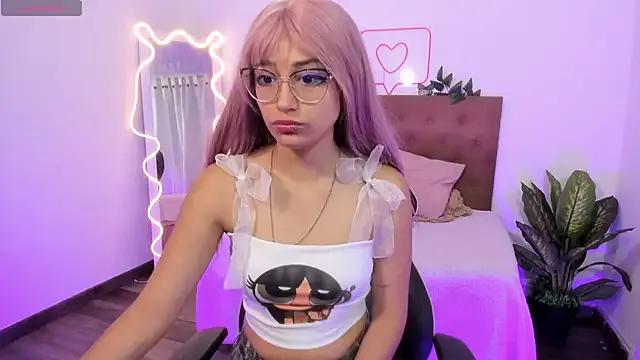Try our streaming cams variety and talk on a personal level with our adorable girls streamers, showing off their bountiful shapes and dildos.
