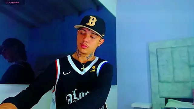 HannibalLester from StripChat