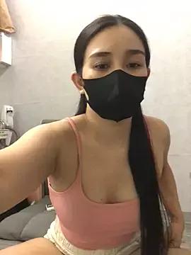 hanny_baby205 from StripChat
