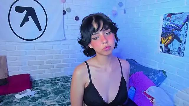 harakitty777_ from StripChat