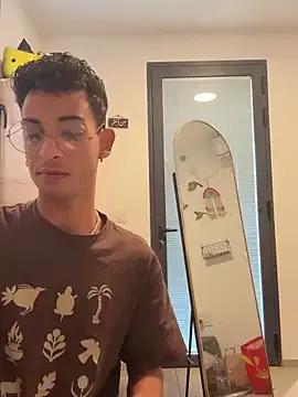 haramnarab from StripChat is Freechat