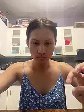 hardbunnyxx from StripChat is Freechat