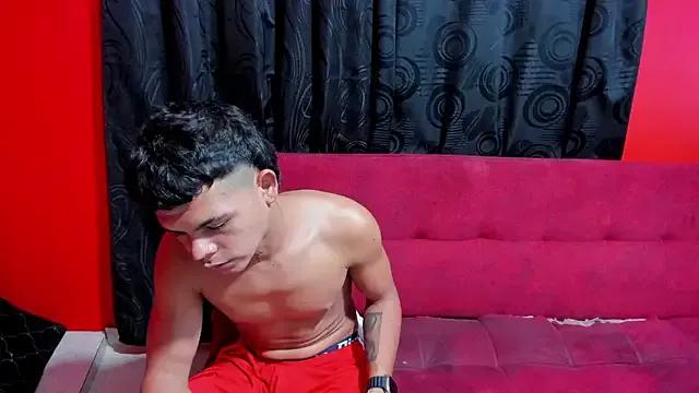 hardsex_couple69_ from StripChat is Freechat