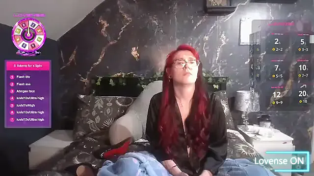 Harley-Moon from StripChat is Freechat