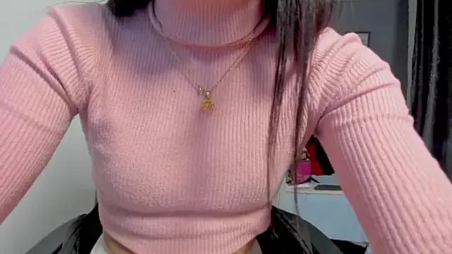Try our streaming cams variety and talk on a personal level with our adorable girls streamers, showing off their bountiful shapes and dildos.