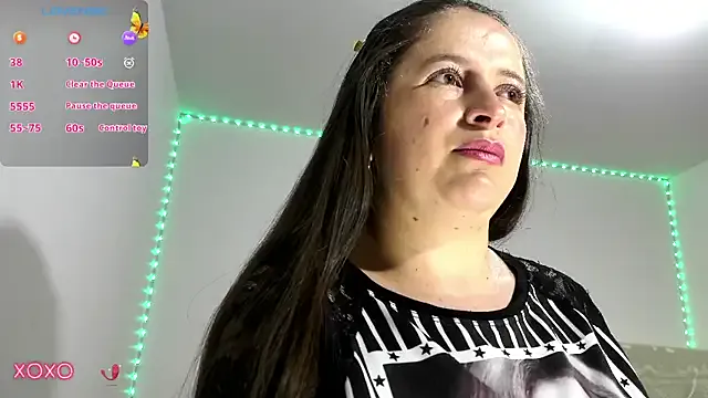 harper1brown from StripChat is Freechat