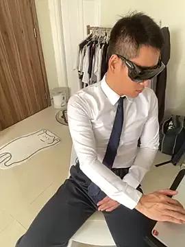 harrylouis1357 from StripChat
