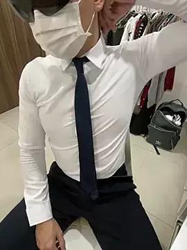 harrylouis1357 from StripChat