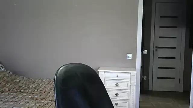 HarrySnake from StripChat