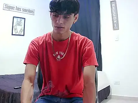 harrytomson_1 on StripChat 