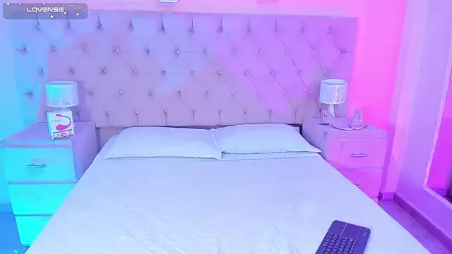 Try our streaming cams variety and talk on a personal level with our adorable girls streamers, showing off their bountiful shapes and dildos.