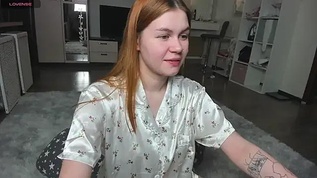 HeatherNextDoor from StripChat is Freechat