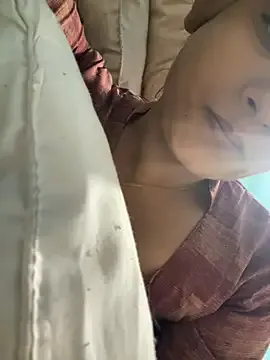 heenashai on StripChat 