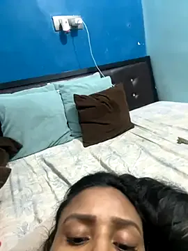 heenashai on StripChat 