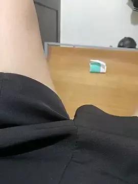Hehenhdoxwbe from StripChat