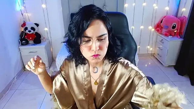 Try our streaming cams variety and talk on a personal level with our adorable girls streamers, showing off their bountiful shapes and dildos.