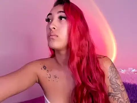 HeidyRousse from StripChat is Freechat