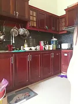 Helen-Tran from StripChat is Freechat