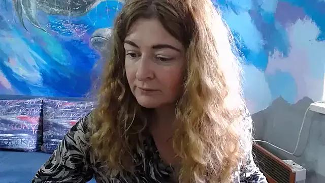 Helen1974 from StripChat