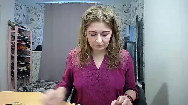 Helen1974 from StripChat